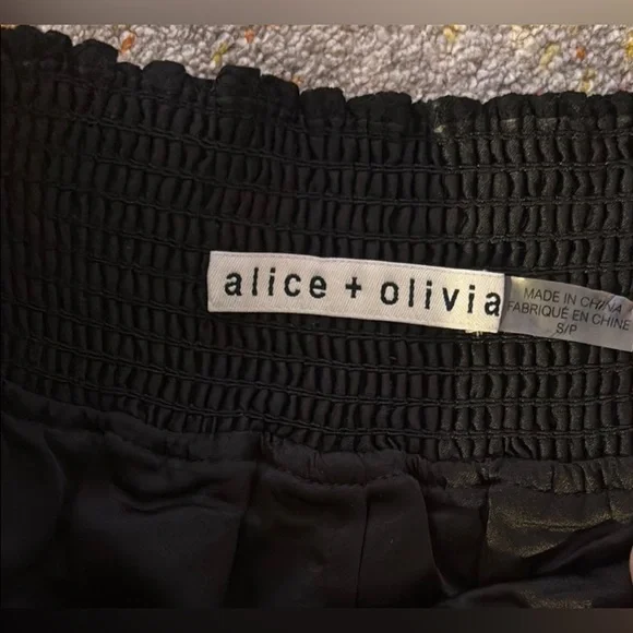 Alice + Olivia Black Wide-Leg Lace Pants - Picture 4 of 5